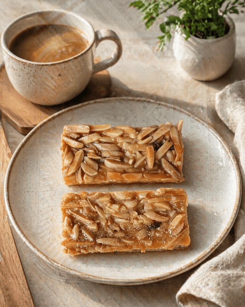 The Keto Almond Bar (2.5 net carbs per bar)