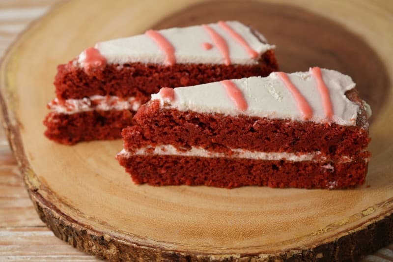 The Keto Red Velvet Cake (3 net carbs per piece)