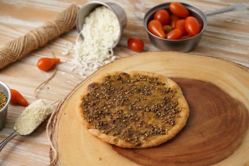 The Keto Zaatar Manouche (1 net carb per piece)
